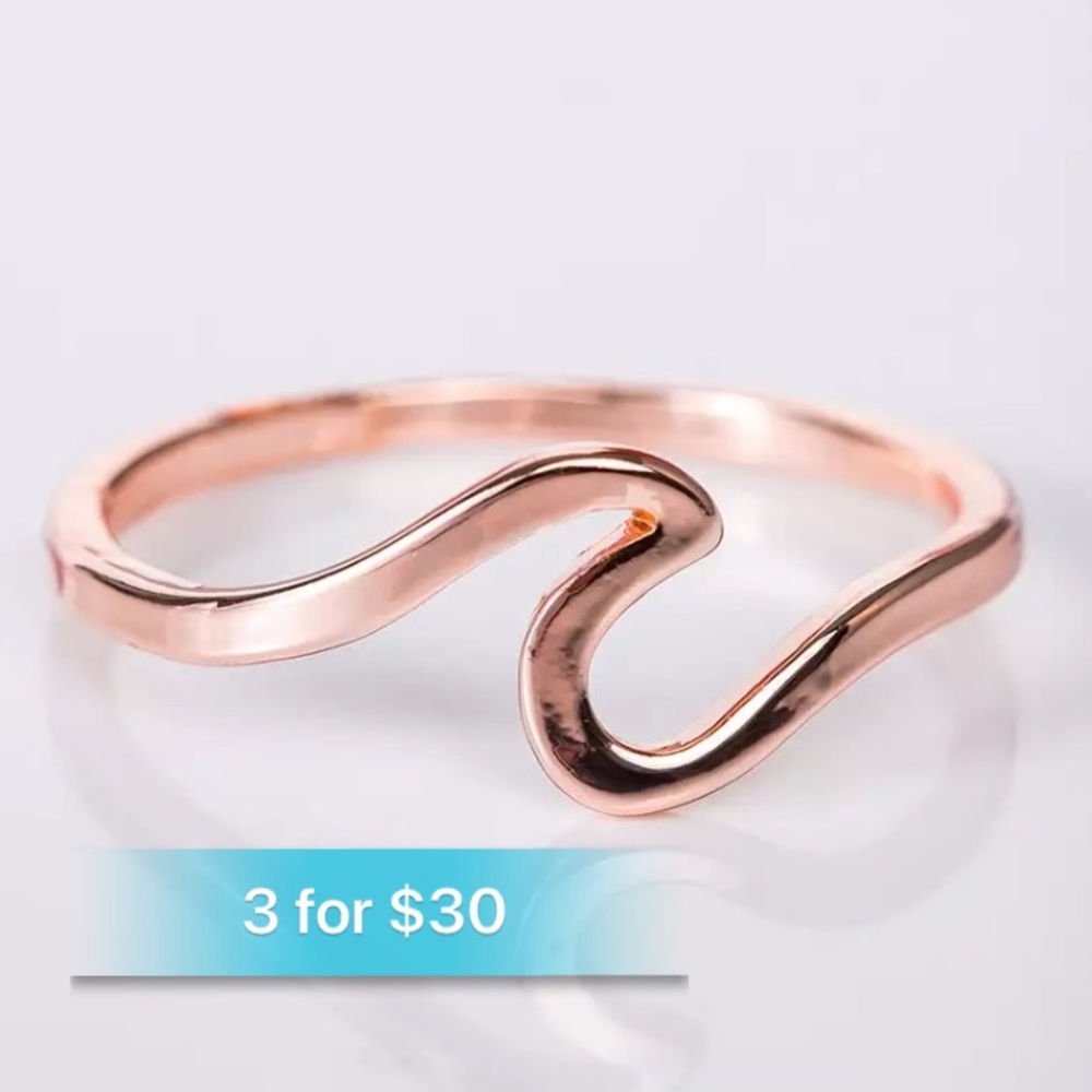 Boho rose gold wave ring